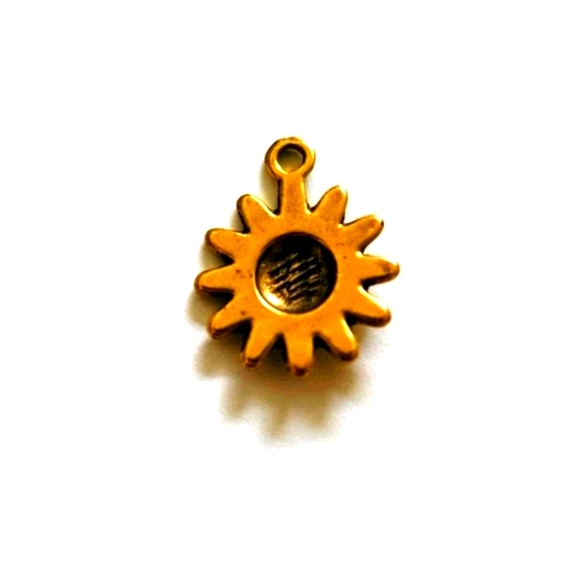 Tiny Vintage Gold Sun Face Pendant - Picture 2 of 3